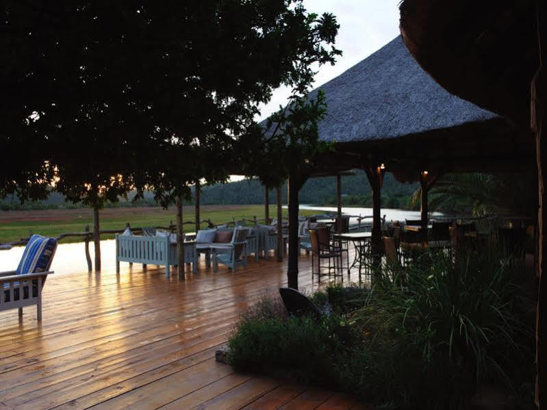 Kariega Game Reserve River Lodge Kenton on Sea Dış mekan fotoğraf